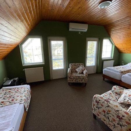 Villa Astoria Balatongyörök 외부 사진