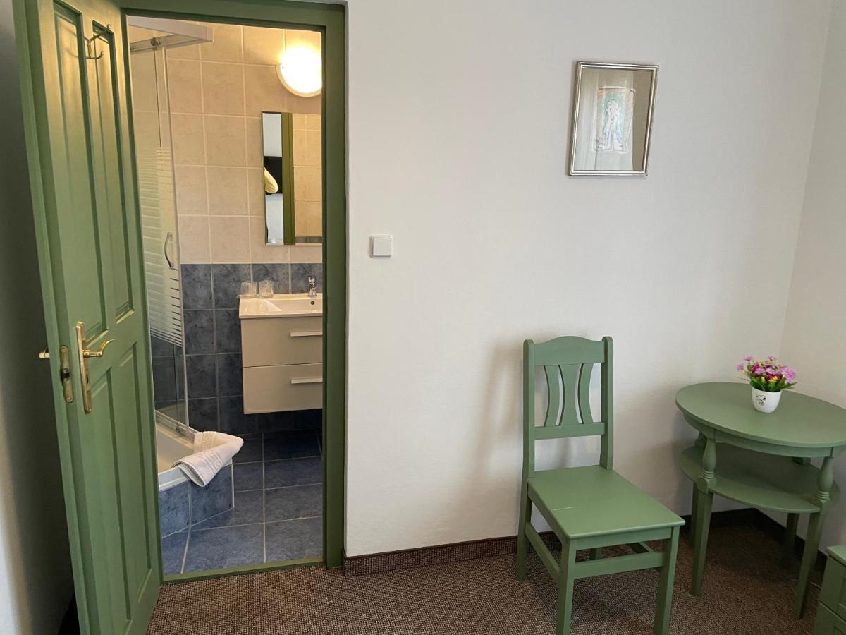 Villa Astoria Balatongyörök 외부 사진