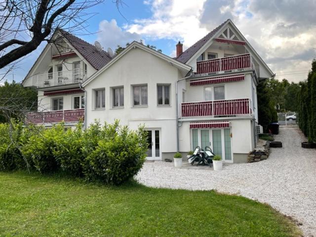 Villa Astoria Balatongyörök 외부 사진
